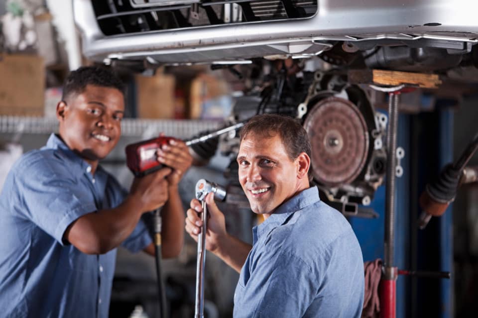 Find an Auto Mechanic School Training & Industry Details