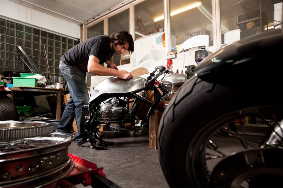 Find Motorcycle Mechanic Schools Near You | Practical Training